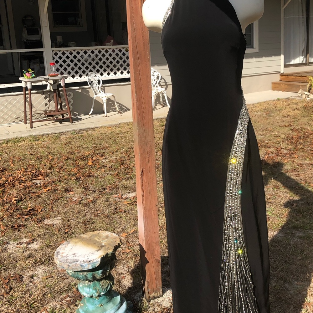 Splash Of Excitement Gala By Mom Cheri S10 Black Gown Exploding Like Diamonds